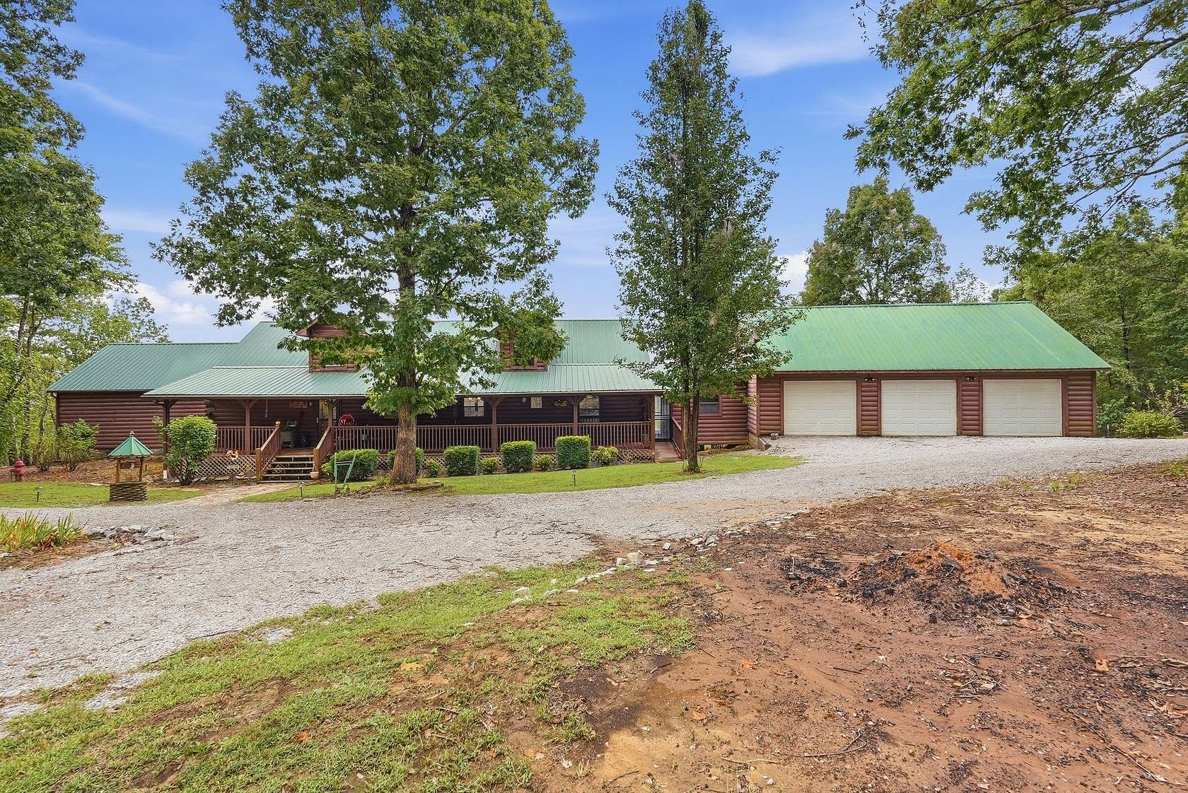 9.6 Acres of Land with Home for Sale in Wilder, Tennessee