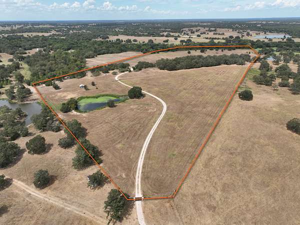 45.5 Acres of Agricultural & Residential Land for Sale in Giddings, Texas