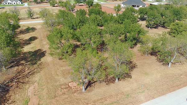 1.5 Acres of Residential Land for Sale in Granbury, Texas