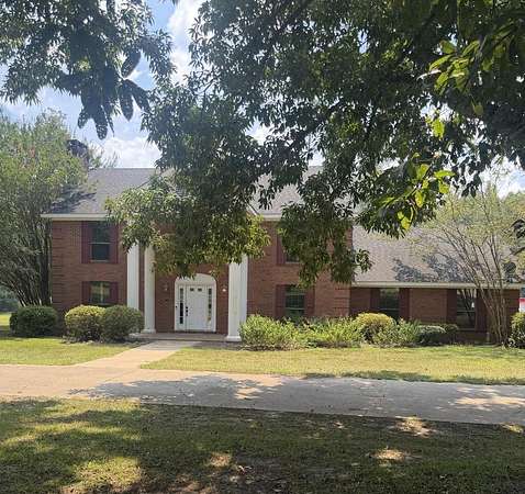 29 Acres of Recreational Land with Home for Sale in Laurel, Mississippi