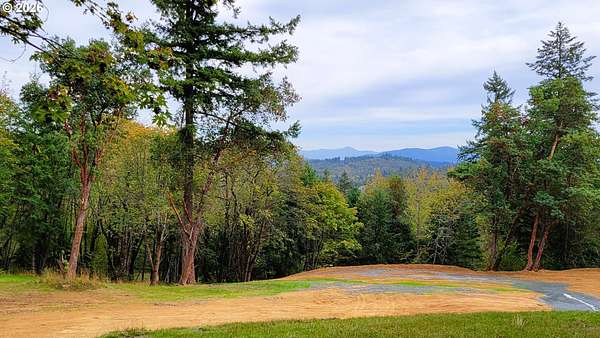 8 Acres of Residential Land for Sale in Eugene, Oregon