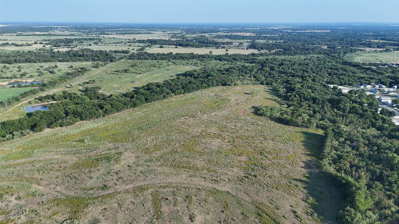 50 Acres of Land for Sale in Corsicana, Texas