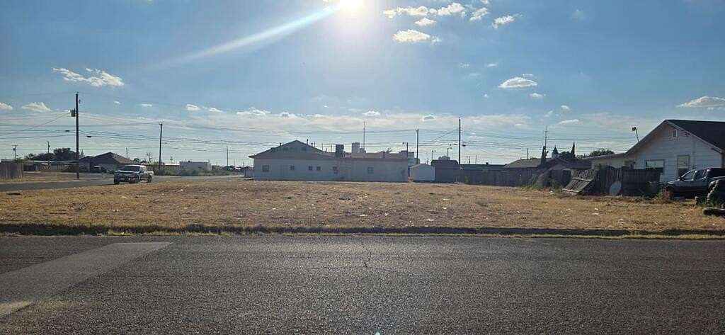 0.16 Acres of Mixed-Use Land for Sale in Midland, Texas