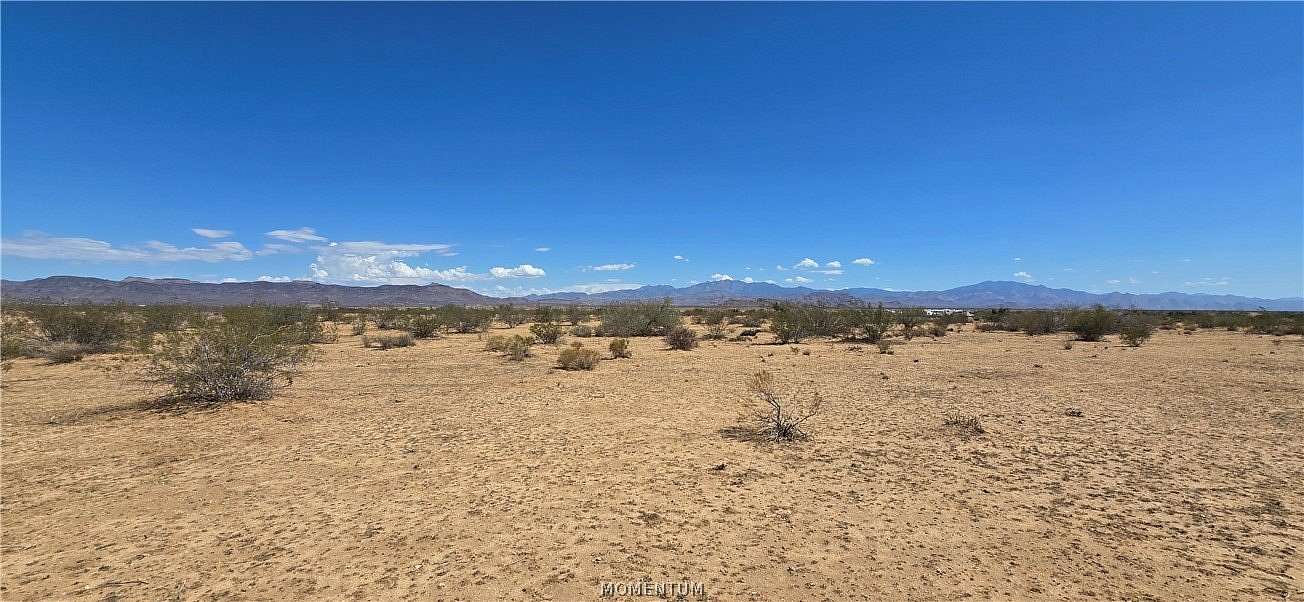 2.35 Acres of Land for Sale in Golden Valley, Arizona