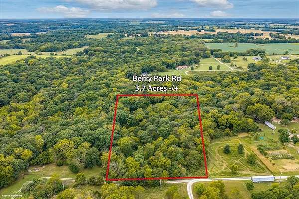 3.7 Acres of Residential Land for Sale in Sedalia, Missouri