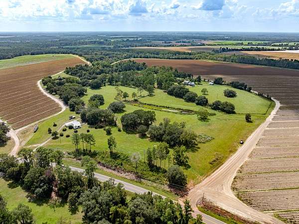 48 Acres of Land with Home for Auction in Moultrie, Georgia