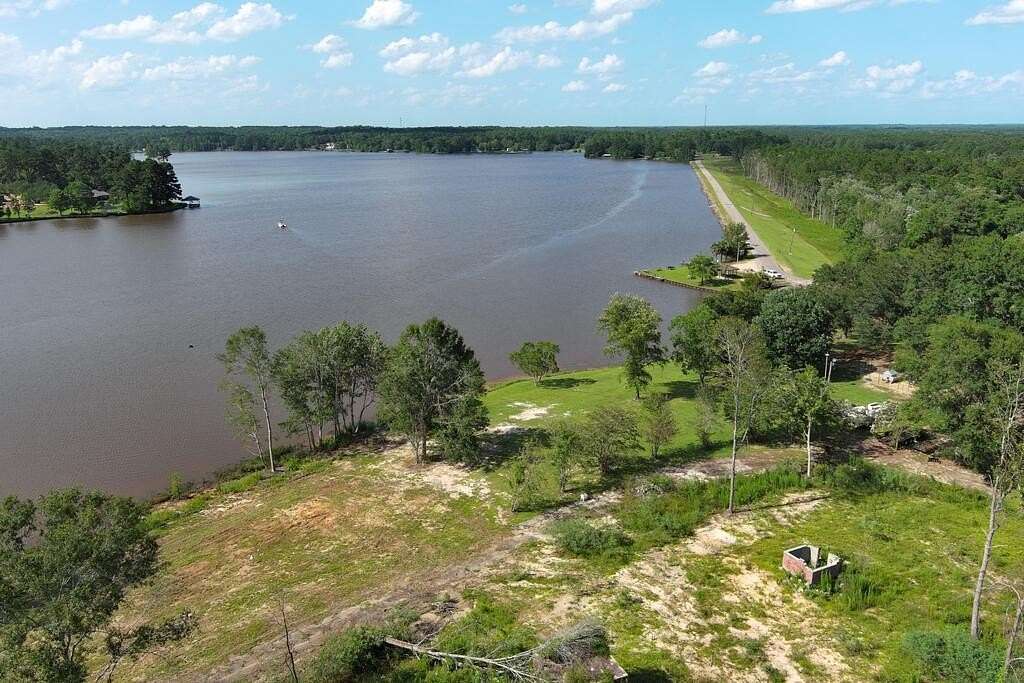 7 Acres of Residential Land for Sale in Carriere, Mississippi