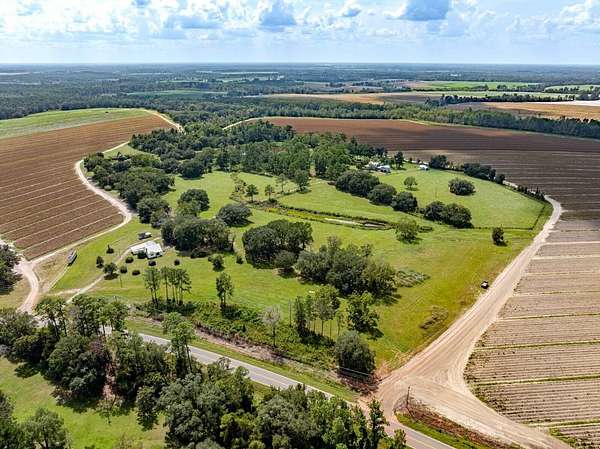 48 Acres of Land with Home for Sale in Moultrie, Georgia