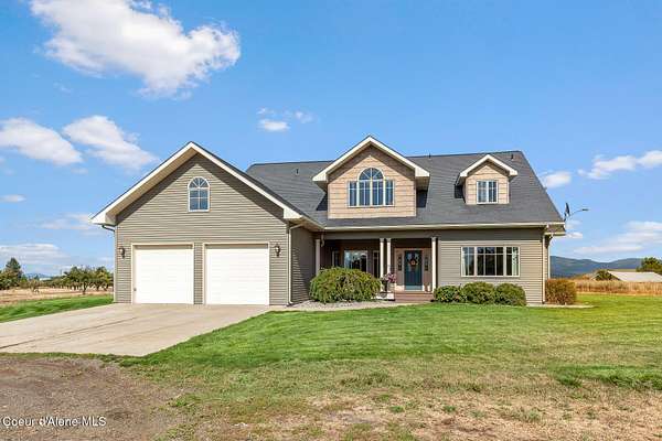 6 Acres of Land with Home for Sale in Colbert, Washington