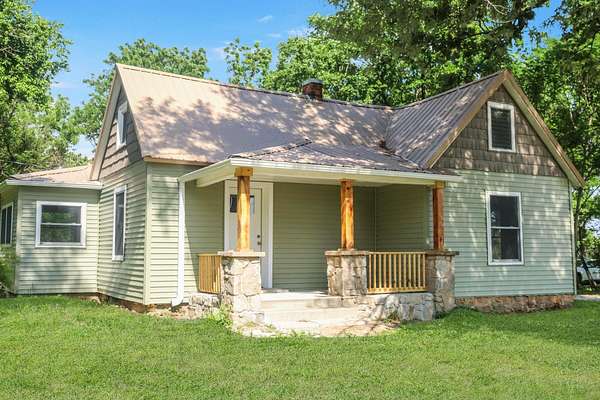 5 Acres of Land with Home for Sale in Bois D'Arc, Missouri