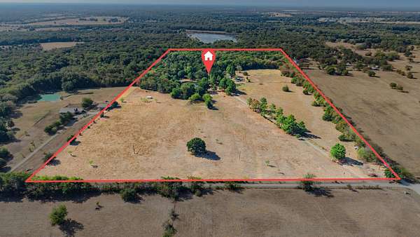 44.6 Acres of Land with Home for Sale in Lone Oak, Texas