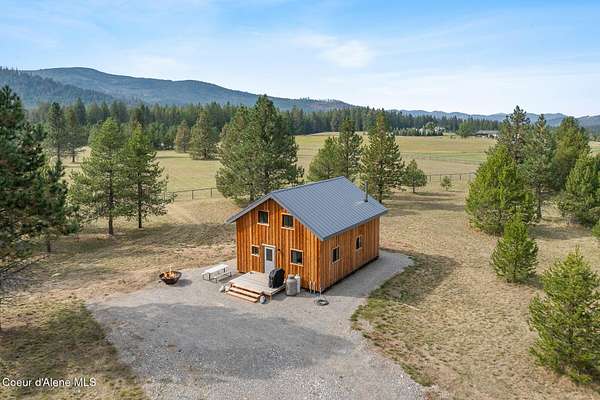 20 Acres of Land with Home for Sale in Coolin, Idaho