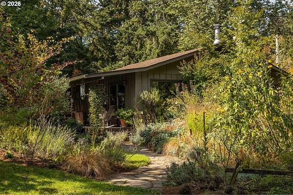 2.26 Acres of Land with Home for Sale in Salem, Oregon