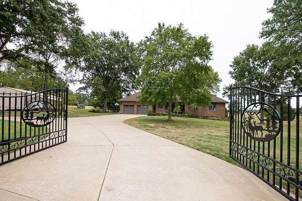 3.59 Acres of Land with Home for Sale in Springfield, Missouri
