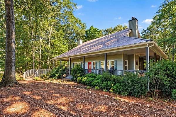 35 Acres of Land with Home for Sale in Commerce, Georgia