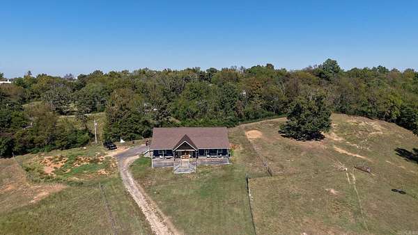 16 Acres of Land with Home for Sale in Marshall, Arkansas