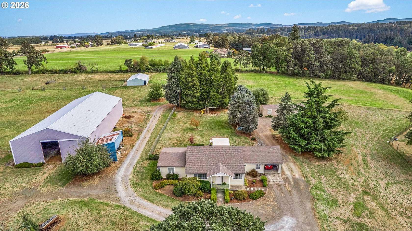 19.9 Acres of Land with Home for Sale in Molalla, Oregon