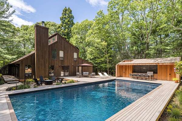 1.75 Acres of Land with Home for Lease in East Hampton, New York