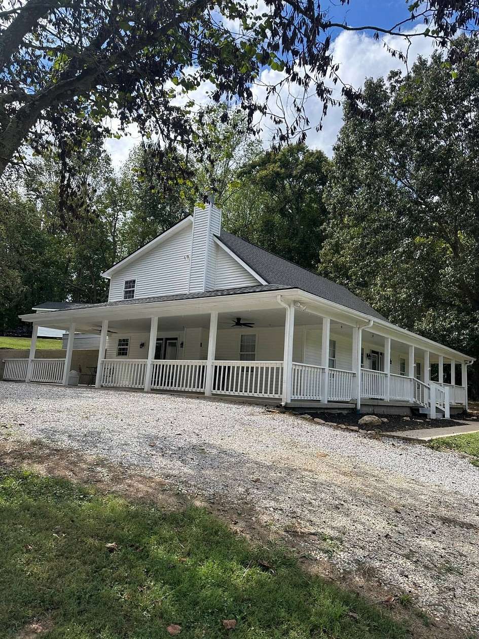 8.6 Acres of Land with Home for Sale in Morgantown, Kentucky
