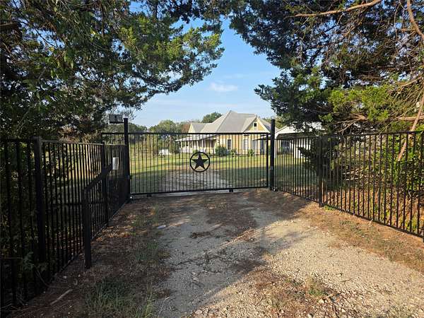 5 Acres of Land with Home for Sale in Mexia, Texas