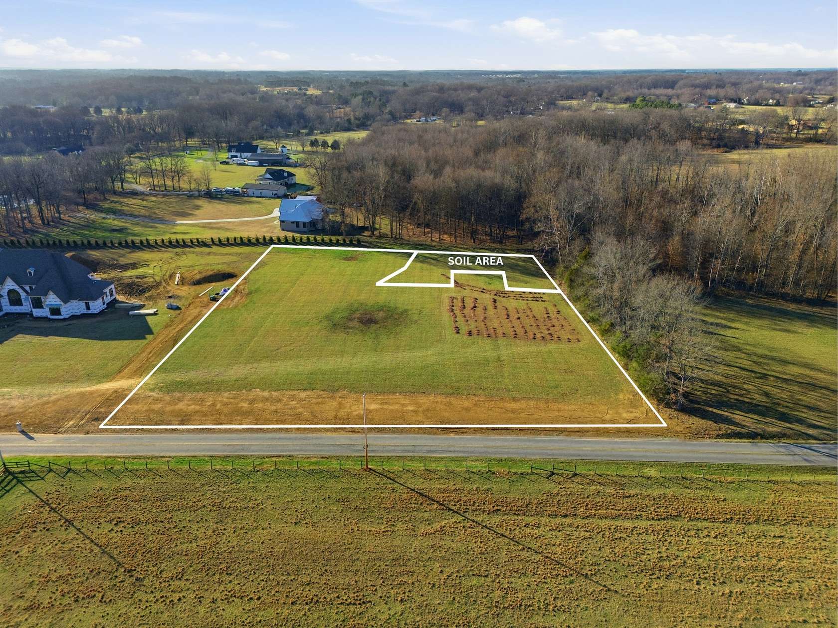 3 Acres of Land with Home for Sale in Cottontown, Tennessee