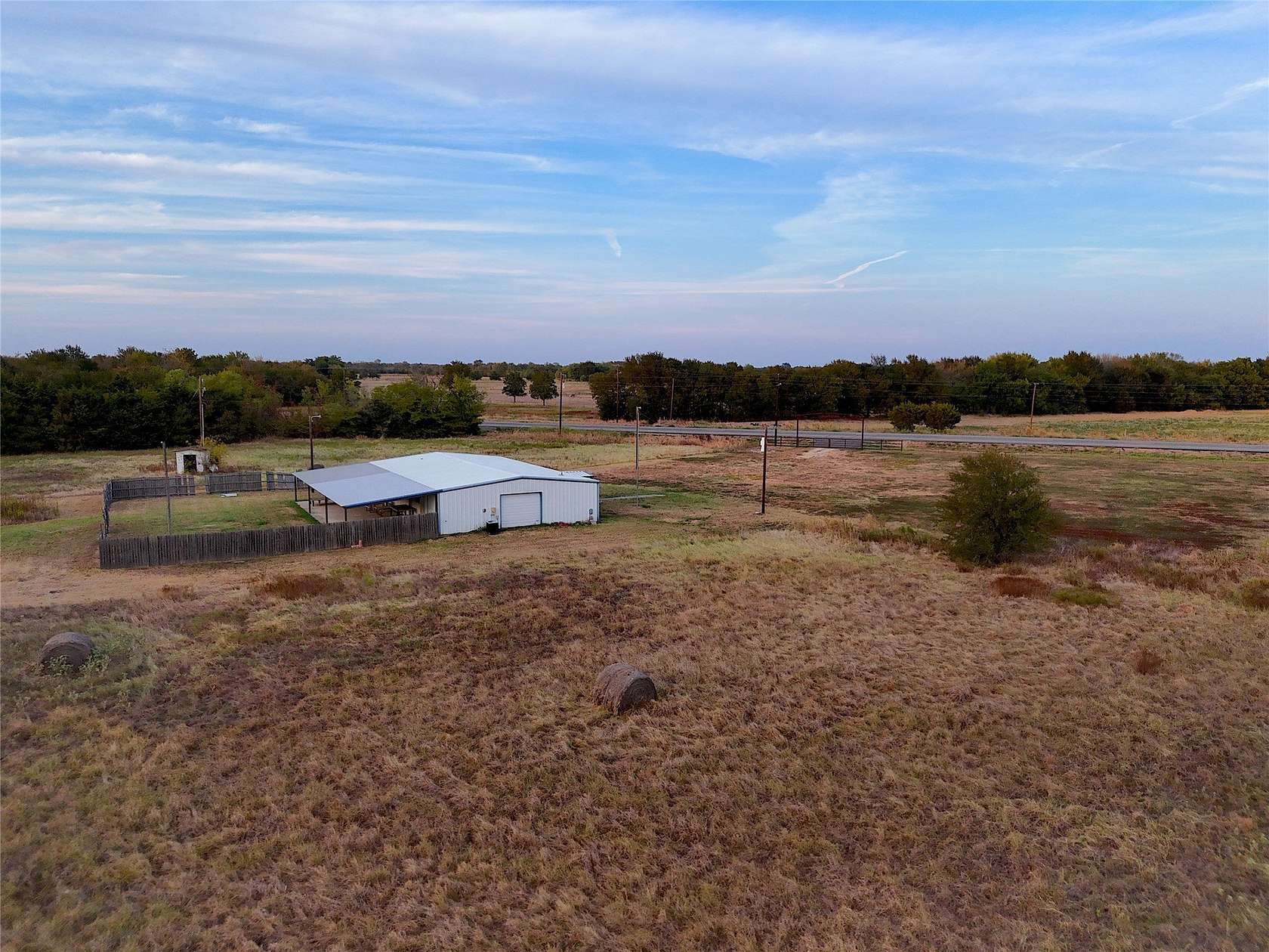 23 Acres of Land for Sale in Commerce, Texas