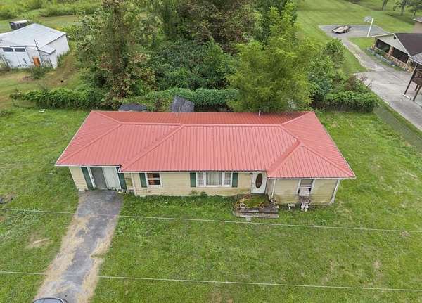 3.5 Acres of Land with Home for Sale in Pine Top, Kentucky