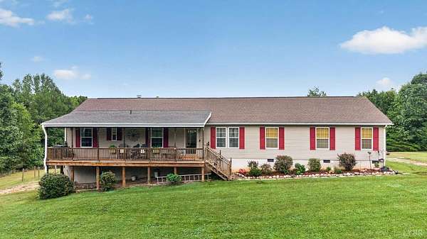 5 Acres of Land with Home for Sale in Appomattox, Virginia