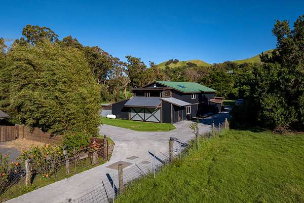 2 Acres of Land with Home for Sale in Waimea, Hawaii