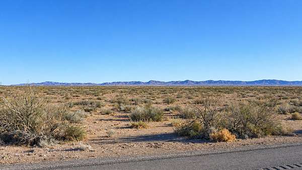 0.52 Acres of Residential Land for Sale in Deming, New Mexico