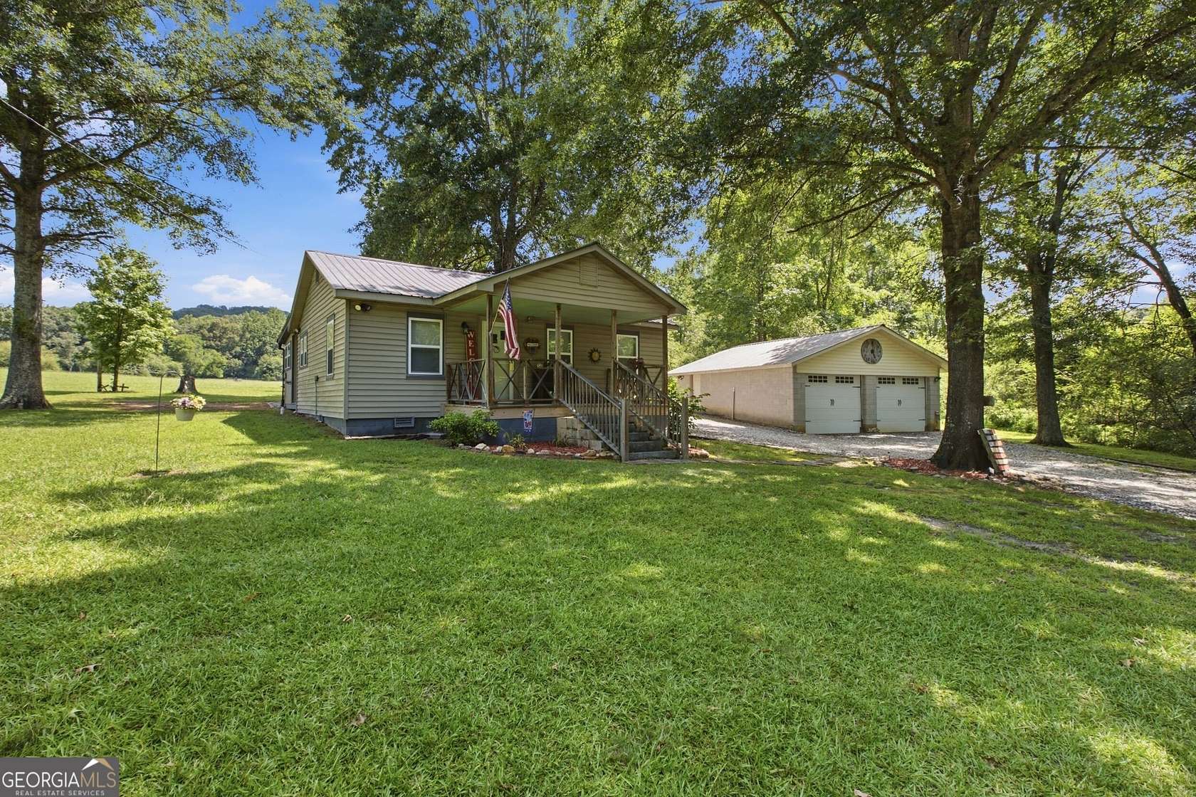 15 Acres of Land with Home for Sale in Clarkesville, Georgia