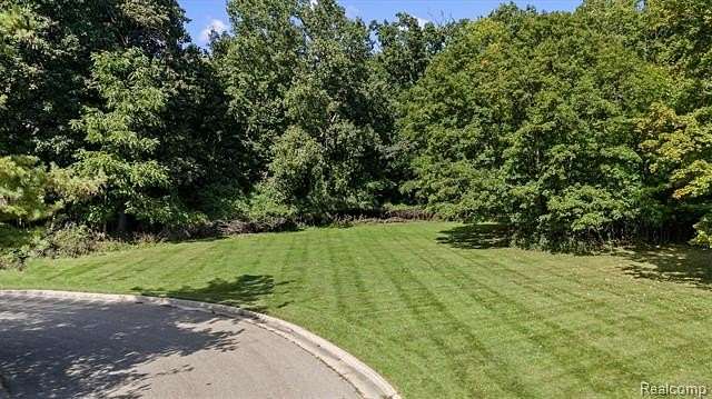 2 Acres of Residential Land for Sale in Bloomfield Township, Michigan