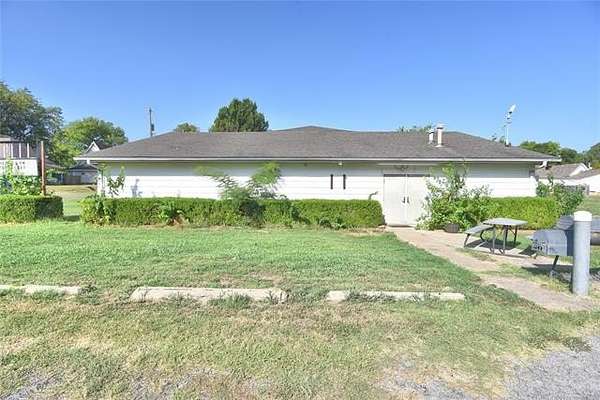 1 Acre of Improved Residential Land for Sale in Wagoner, Oklahoma