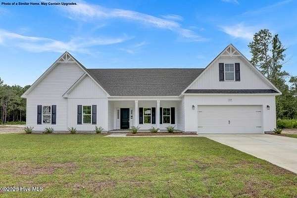 9.13 Acres of Land with Home for Sale in Jacksonville, North Carolina
