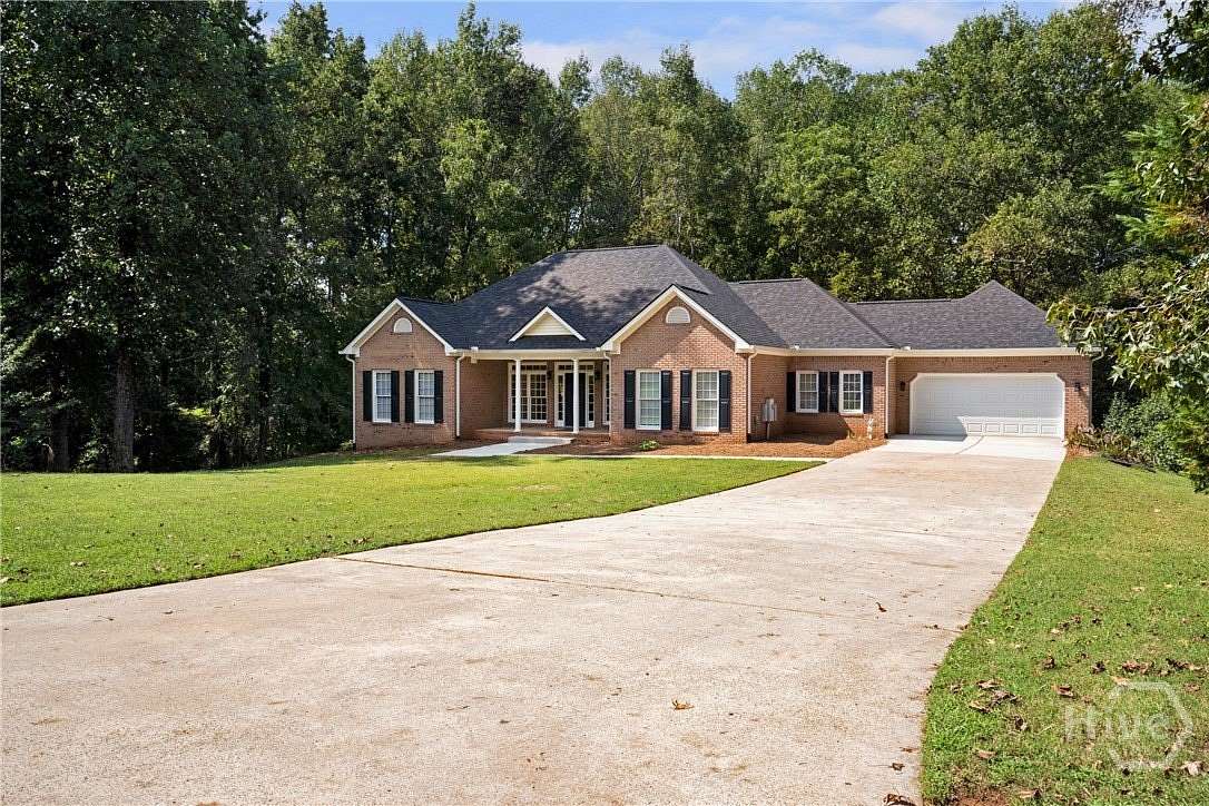 1.57 Acres of Land with Home for Sale in Hoschton, Georgia