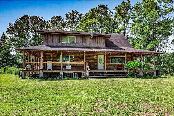 8 Acres of Land with Home for Sale in Umatilla, Florida