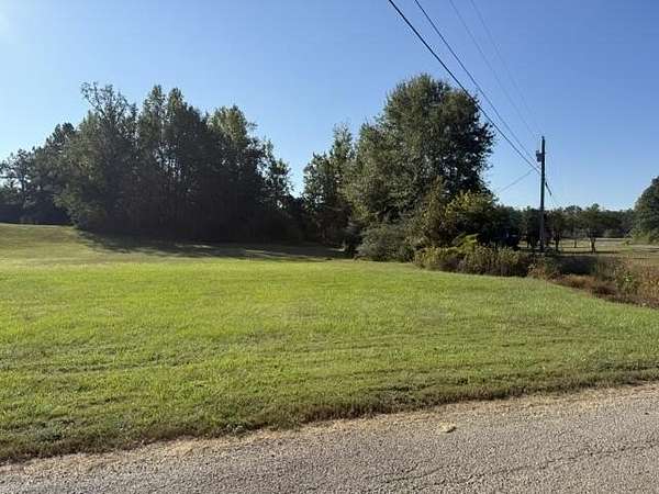 1.75 Acres of Residential Land for Sale in Pontotoc, Mississippi