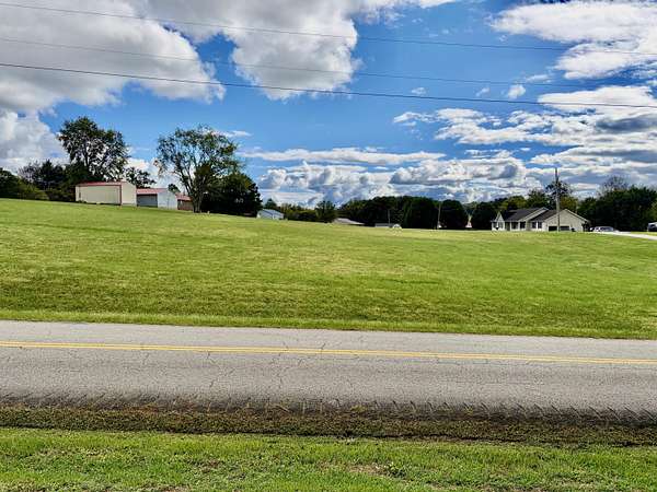 0.89 Acres of Residential Land for Sale in Williamsburg, Kentucky