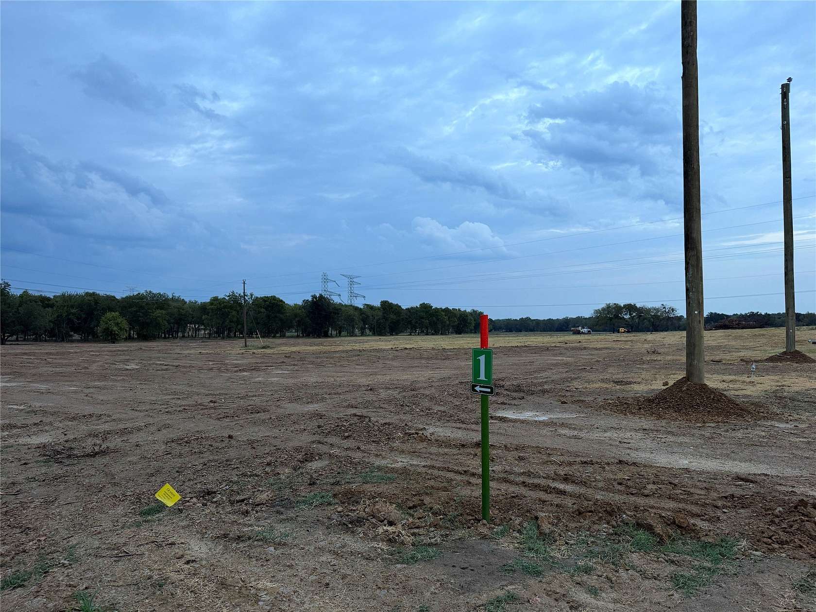 2 Acres of Residential Land for Sale in Alvarado, Texas