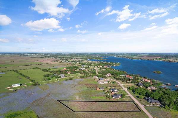 1.57 Acres of Residential Land for Sale in Waxahachie, Texas