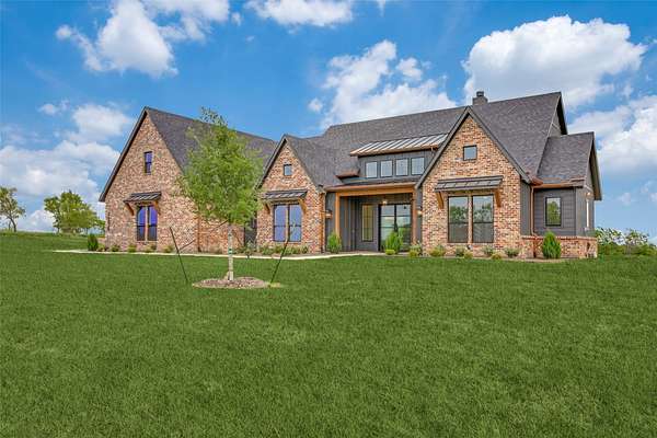 2 Acres of Land with Home for Sale in Aledo, Texas