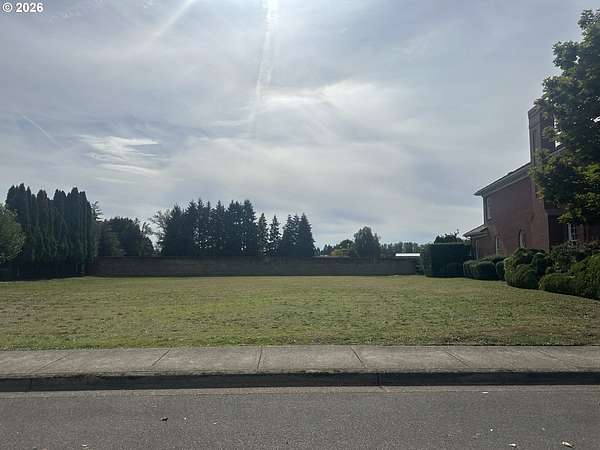 0.25 Acres of Residential Land for Sale in Eugene, Oregon