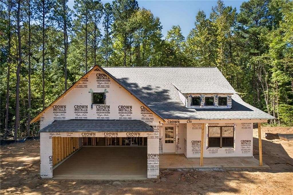 1 Acre of Land with Home for Sale in Dallas, Georgia