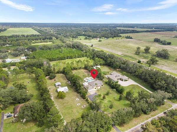 2 Acres of Land with Home for Sale in Trenton, Florida