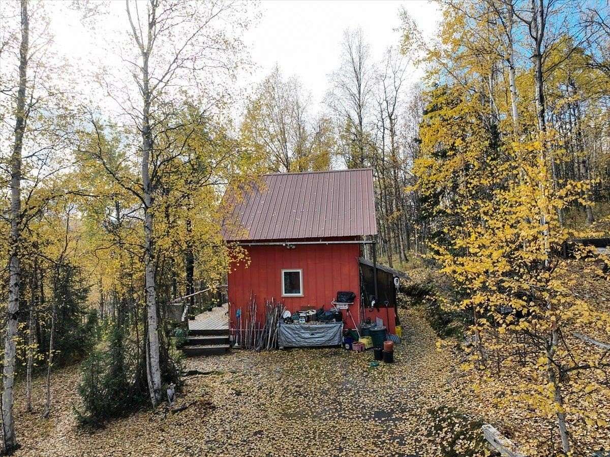 6.48 Acres of Land with Home for Sale in Fairbanks, Alaska