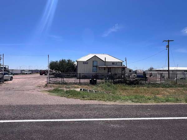 5 Acres of Land with Home for Sale in Hereford, Texas