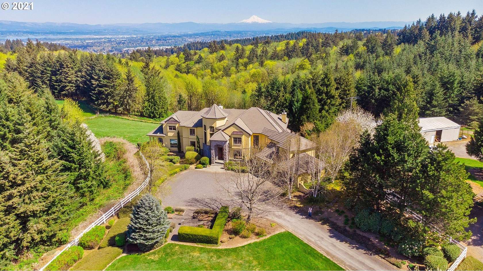 25.3 Acres of Agricultural Land with Home for Sale in Portland, Oregon