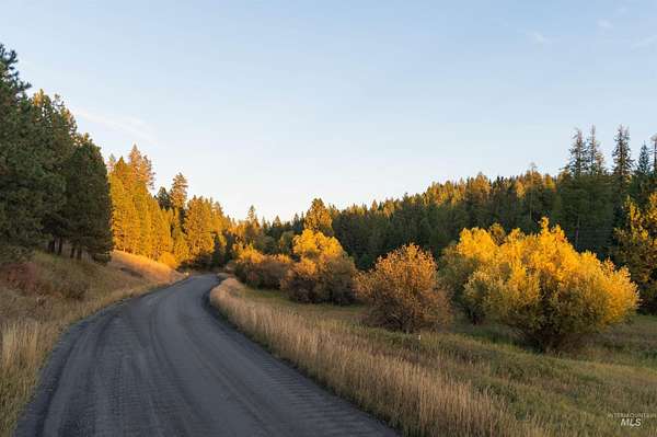 10.1 Acres of Land for Sale in Moscow, Idaho