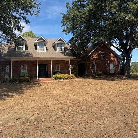 20 Acres of Land with Home for Sale in Muskogee, Oklahoma