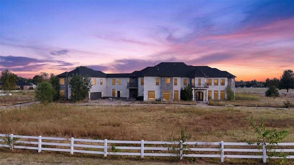 5.37 Acres of Land with Home for Sale in Mustang, Oklahoma